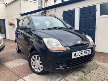 (06) - 0.8 SE 5dr