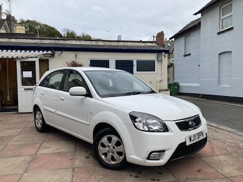 Kia - Rio