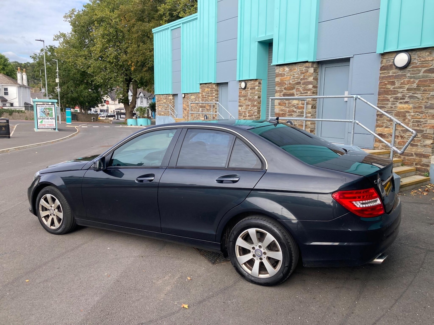 Used Mercedes-Benz C-Class 2012 for sale - 76043155: Photo 4