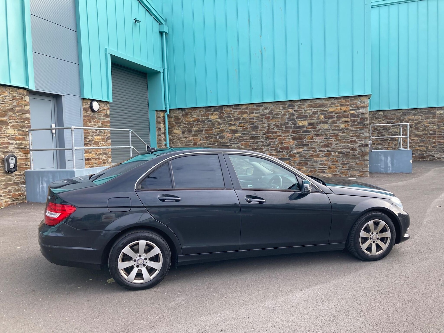 Used Mercedes-Benz C-Class 2012 for sale - 76043155: Photo 6