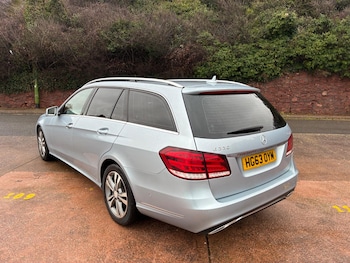 Used Mercedes-Benz E Class 2014 for sale - 77162734: Photo