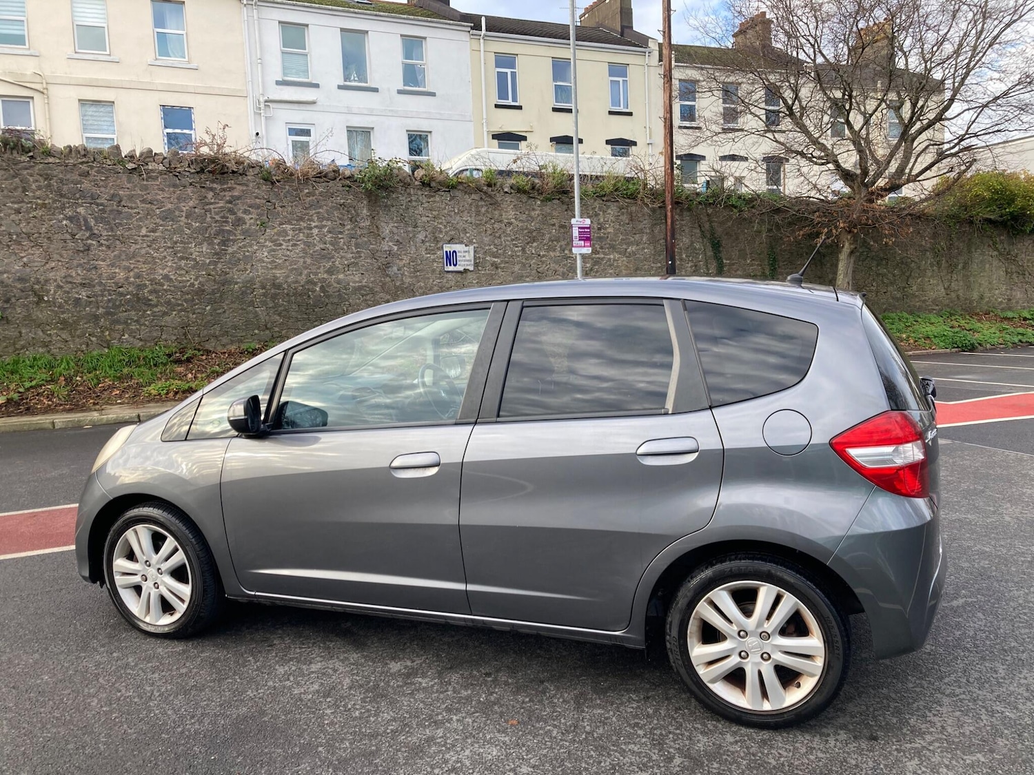 Used Honda Jazz 2013 for sale - 76952735: Photo 2