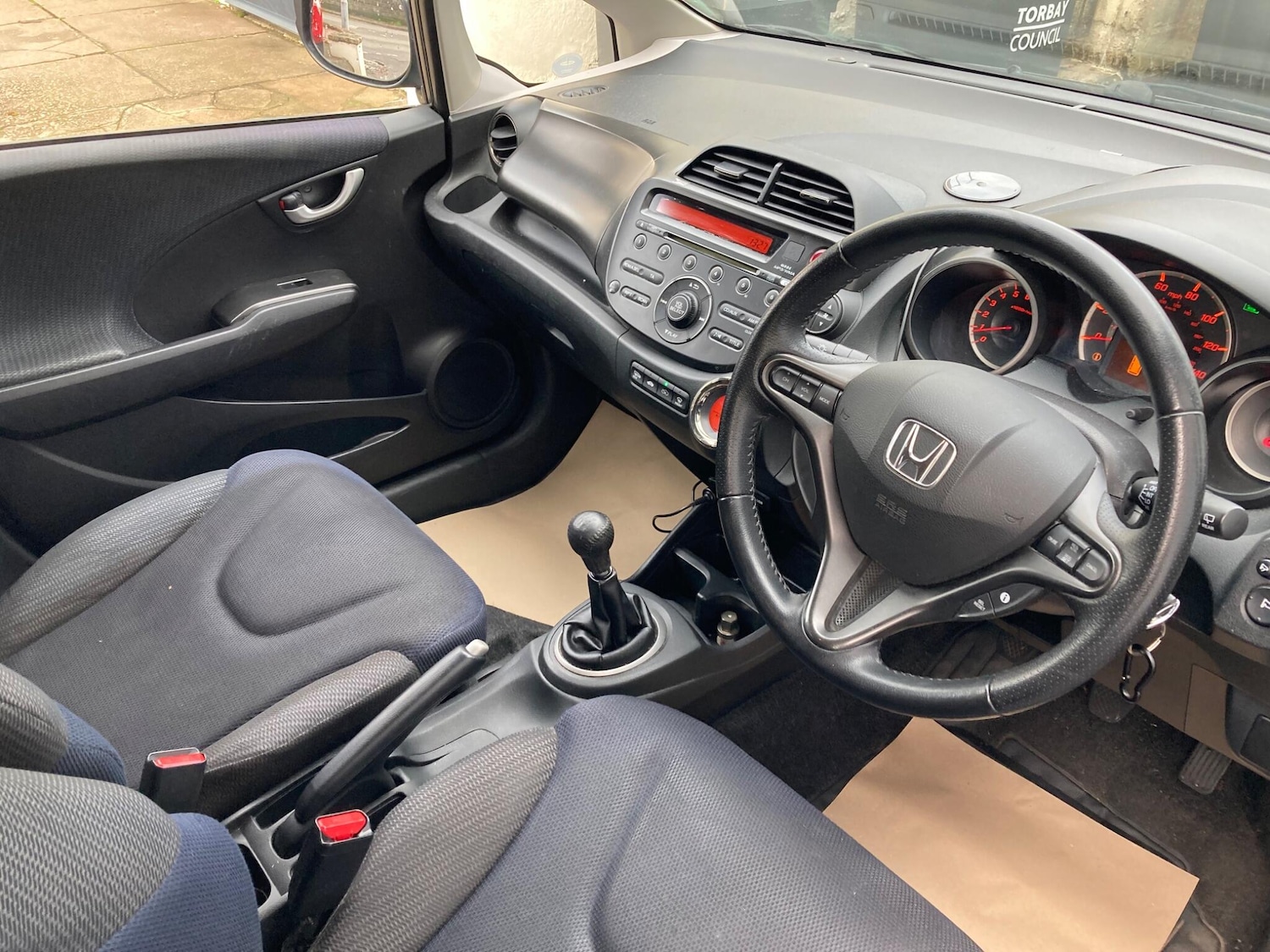 Used Honda Jazz 2013 for sale - 76952735: Photo 8