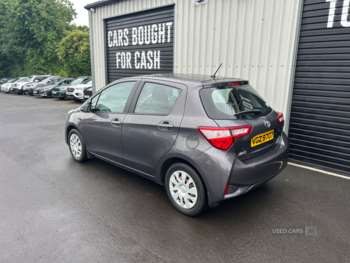 Used Toyota Yaris 2018 for sale - 74701689: Photo