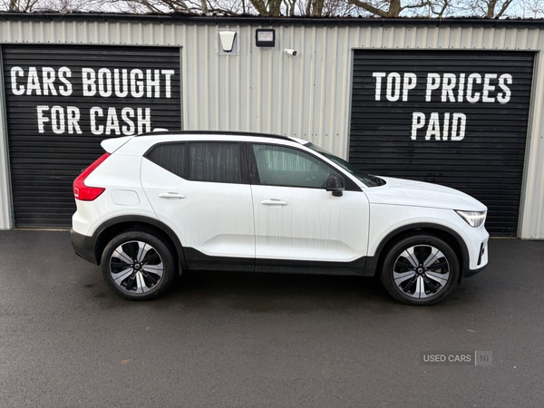 Used Volvo XC40 2023 for sale - 77156971: Photo 2