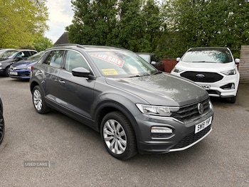Used Volkswagen T-Roc 2019 for sale - 78472217: Photo