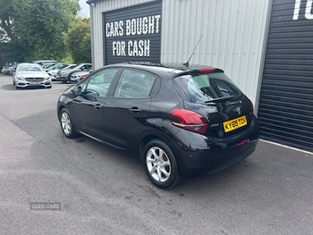 Used Peugeot 208 2015 for sale - 75647735: Photo