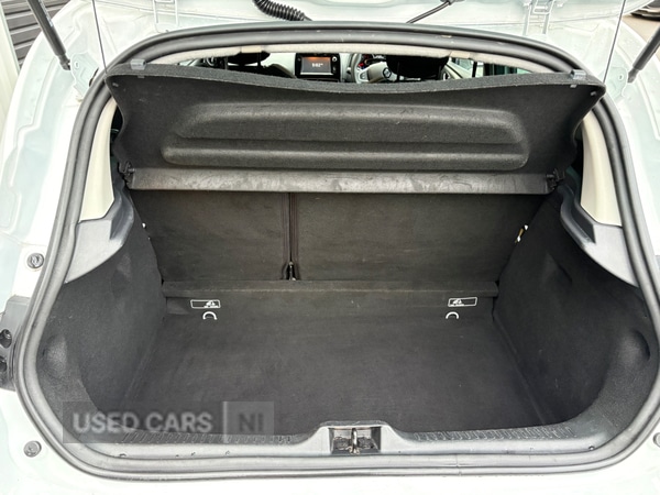 Used Renault Clio 2018 for sale - 77971119: Photo 30