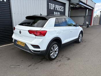 Used Volkswagen T-Roc 2019 for sale - 78609707: Photo