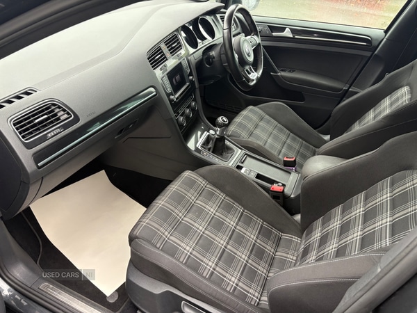 Used Volkswagen Golf 2015 for sale - 76586332: Photo 11