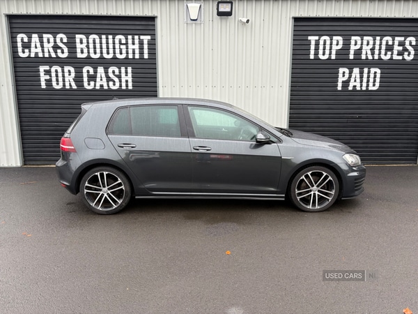 Used Volkswagen Golf 2015 for sale - 76586332: Photo 2