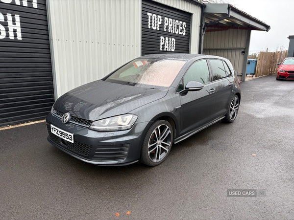 Used Volkswagen Golf 2015 for sale - 76586332: Photo 6