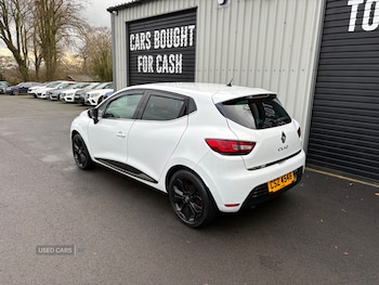 Used Renault Clio 2018 for sale - 77684756: Photo