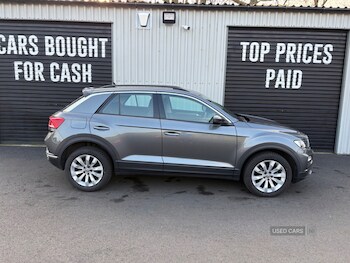 Used Volkswagen T-Roc 2020 for sale - 77754690: Photo