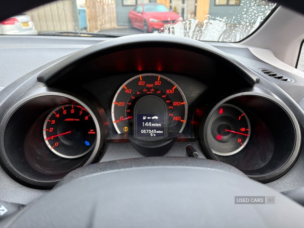 Used Honda Jazz 2015 for sale - 77157146: Photo 9