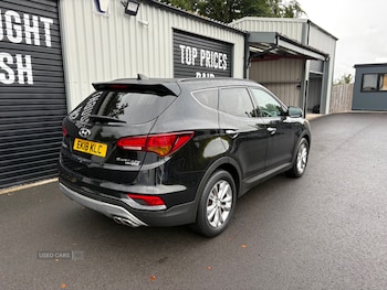 Used Hyundai Santa Fe 2018 for sale - 79591126: Photo