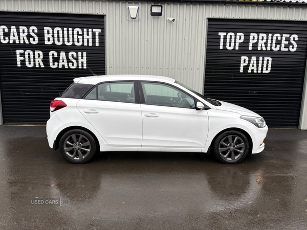 Used Hyundai i20 2015 for sale - 77551164: Photo 2