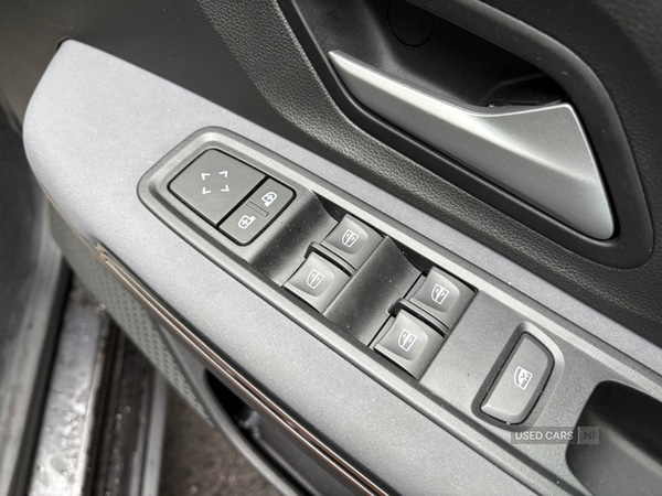 Used Dacia Sandero Stepway 2024 for sale - 77634182: Photo 14