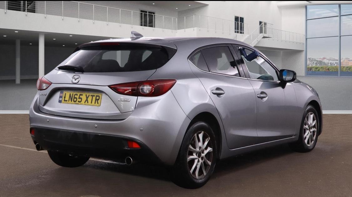 Used Mazda Mazda3 2015 for sale - 76521173: Photo 4