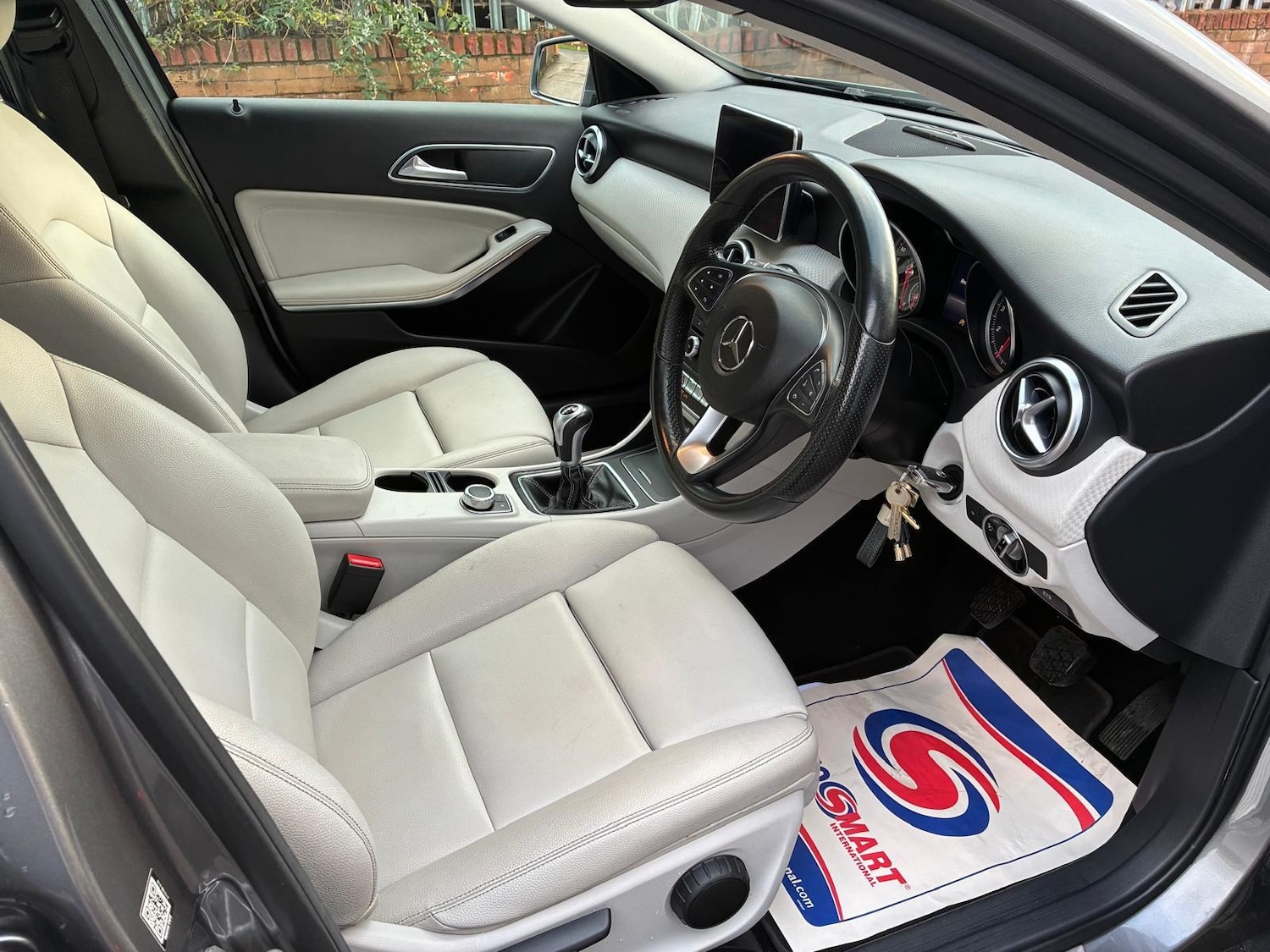 Used Mercedes-Benz A-Class 2015 for sale - 76322516: Photo 9