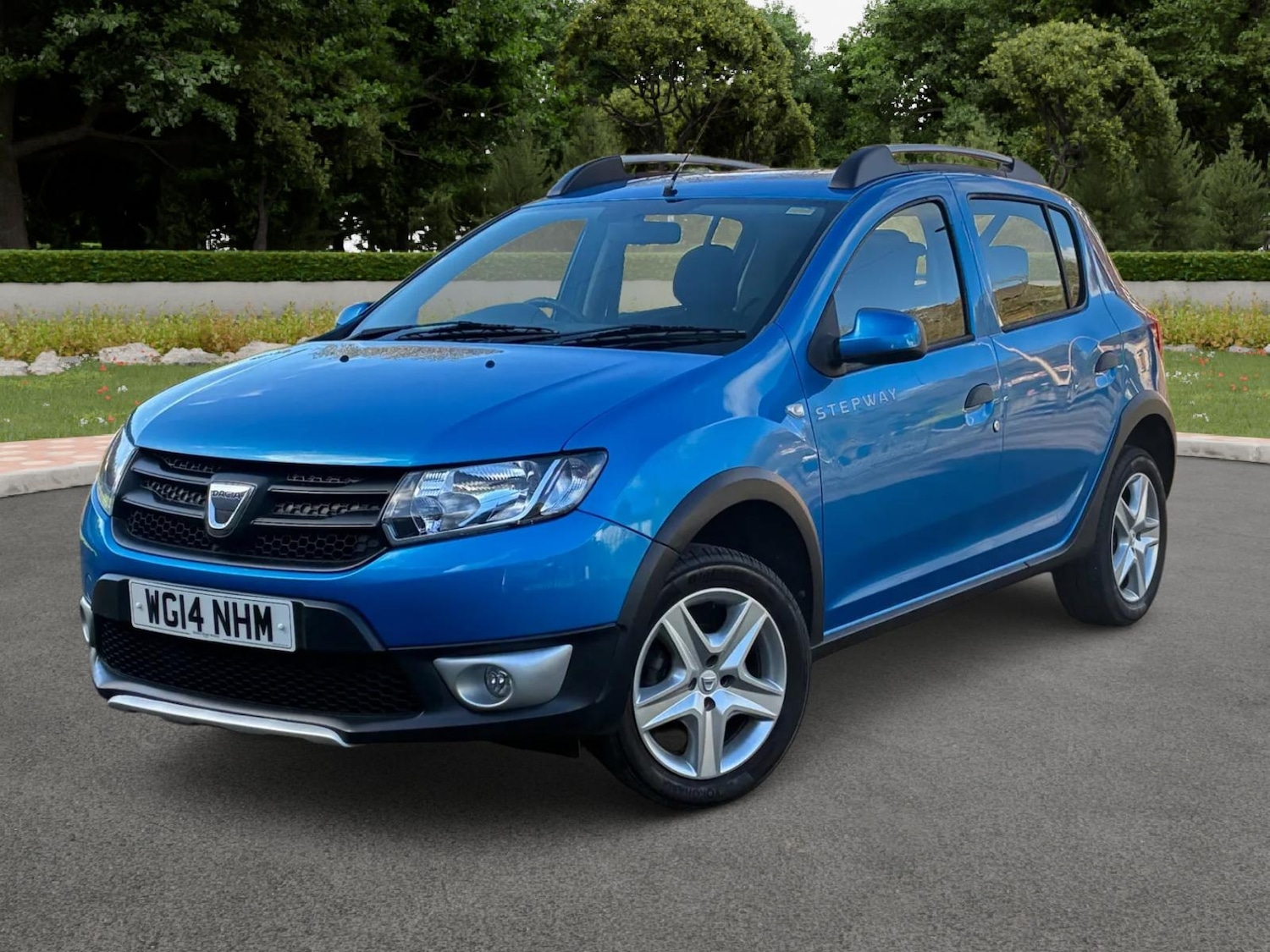 Used Dacia Sandero Stepway 2014 for sale - 76444738: Photo 3