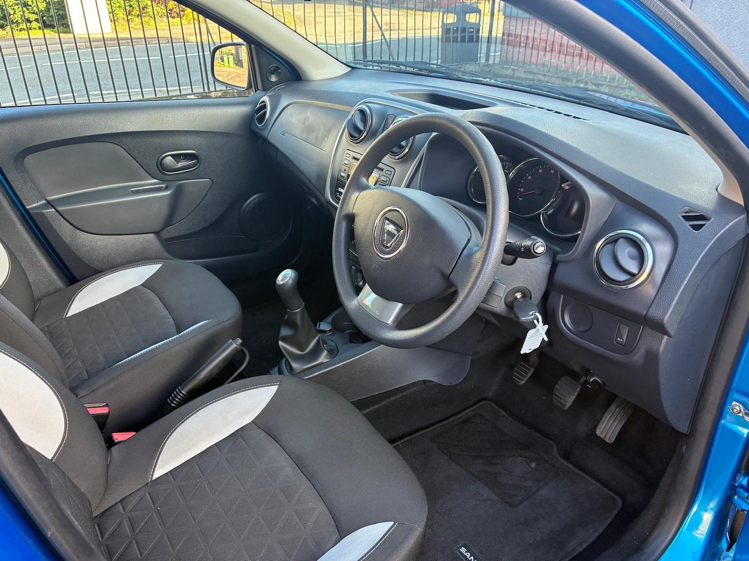 Used Dacia Sandero Stepway 2014 for sale - 76444738: Photo 9