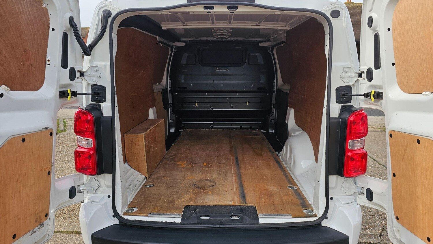 Used Vauxhall Vivaro 2021 for sale - 77585759: Photo 20