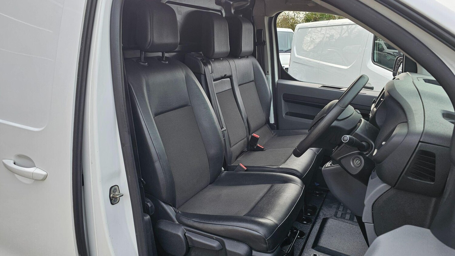 Used Vauxhall Vivaro 2021 for sale - 77585759: Photo 33