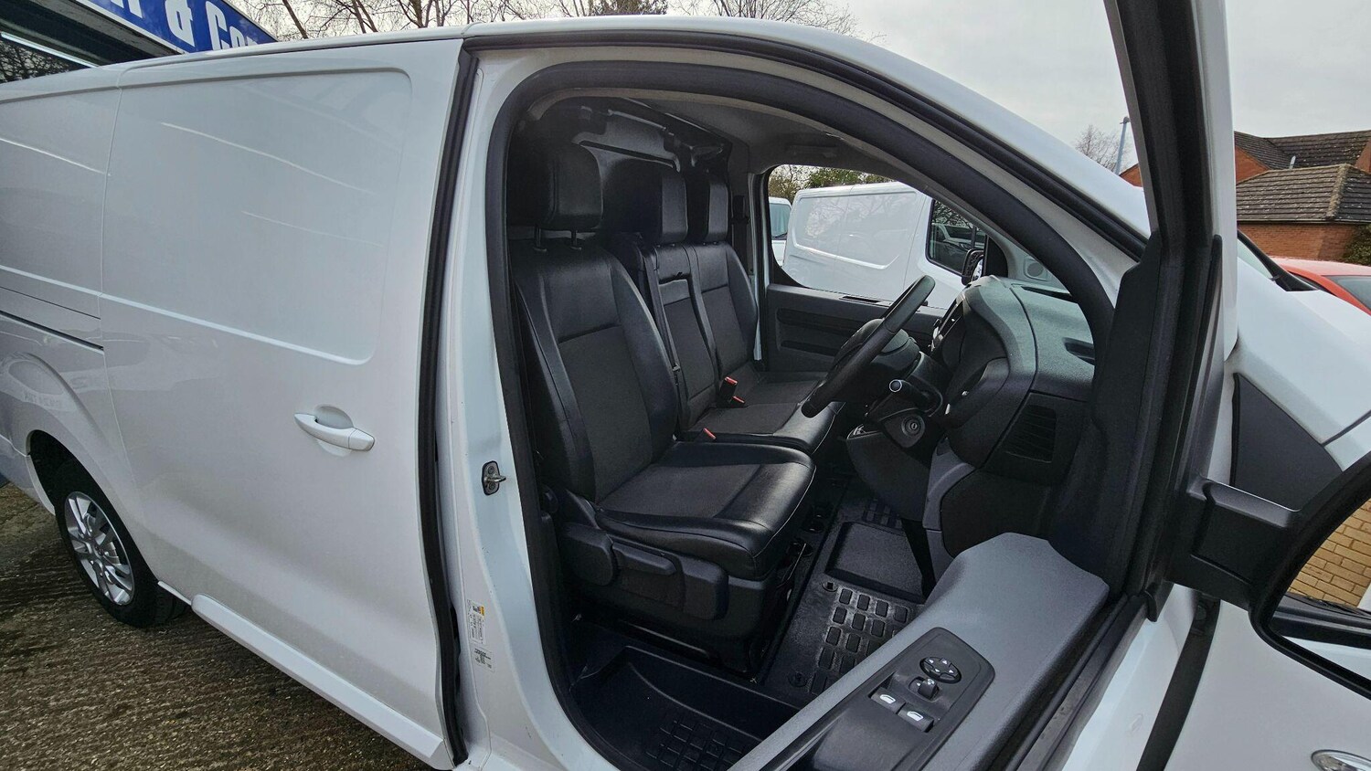 Used Vauxhall Vivaro 2021 for sale - 77585759: Photo 34