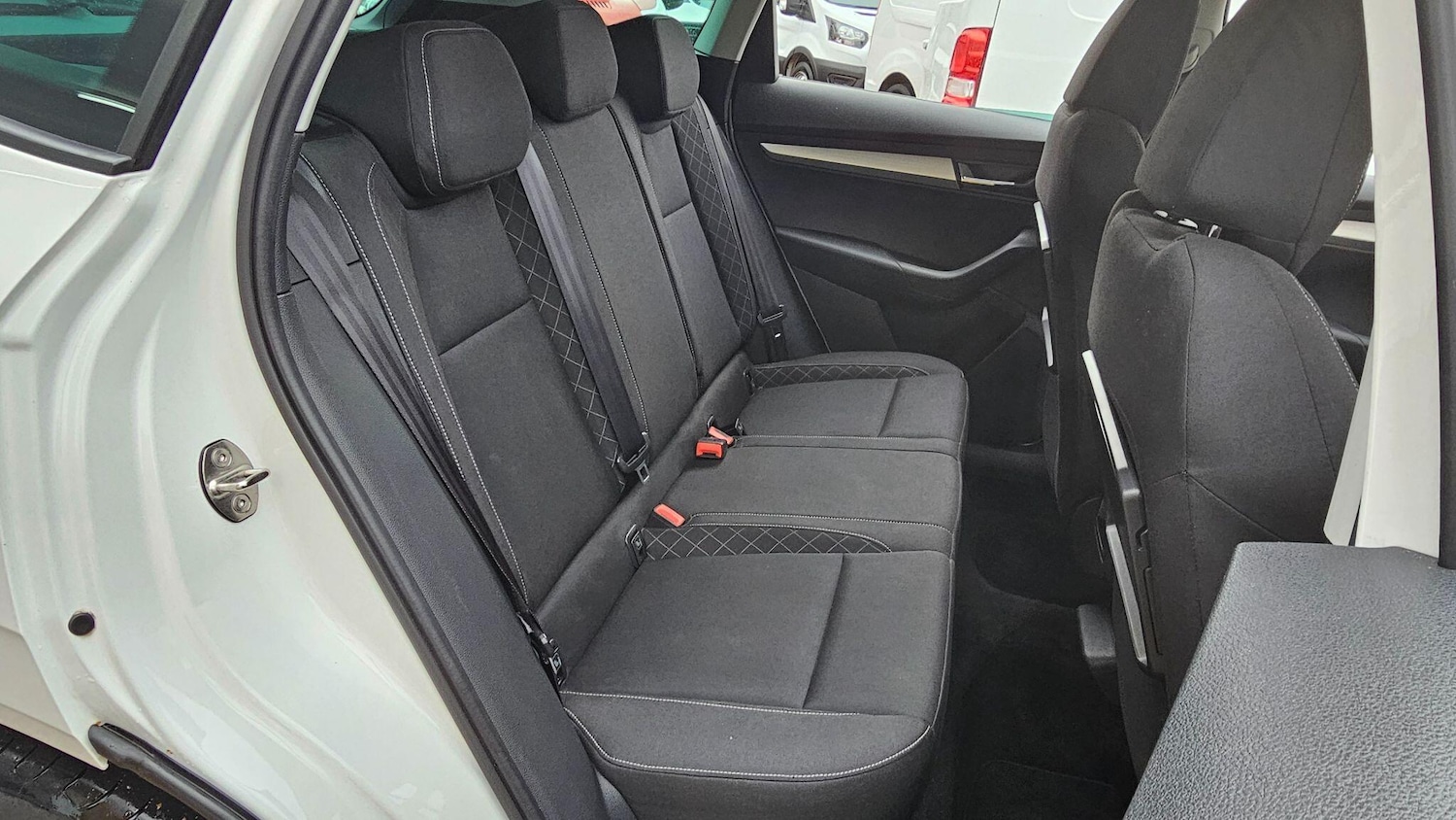 Used Skoda Karoq 2018 for sale - 77120463: Photo 20