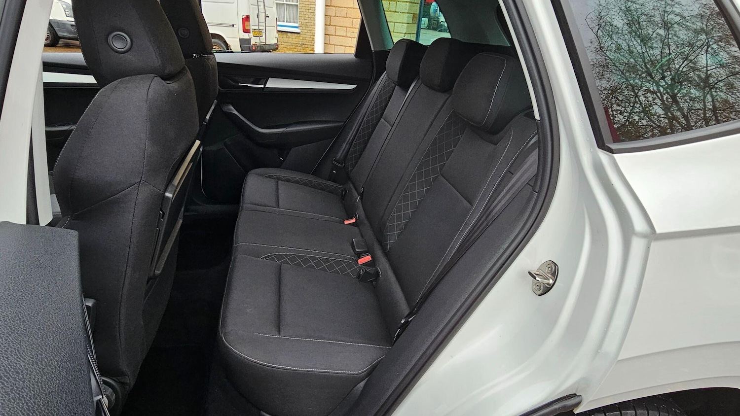 Used Skoda Karoq 2018 for sale - 77120463: Photo 23