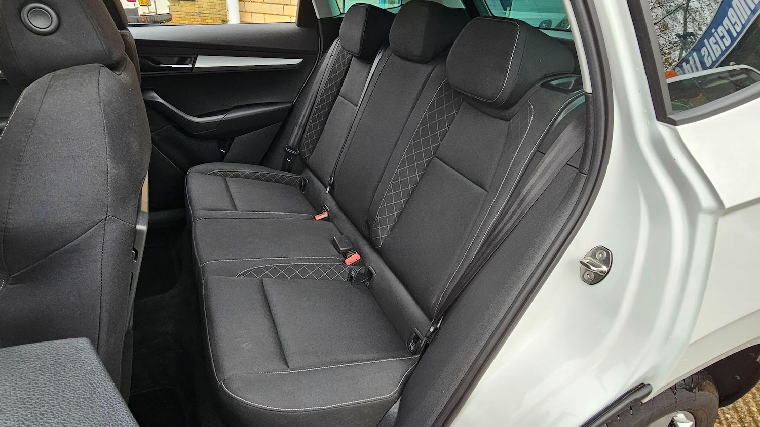 Used Skoda Karoq 2018 for sale - 77120463: Photo 24