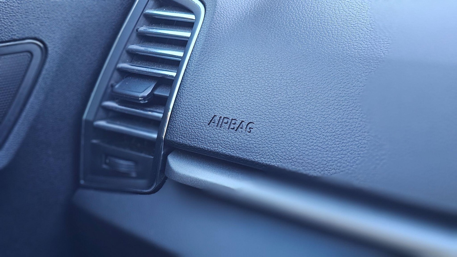 Used Skoda Karoq 2018 for sale - 77120463: Photo 53