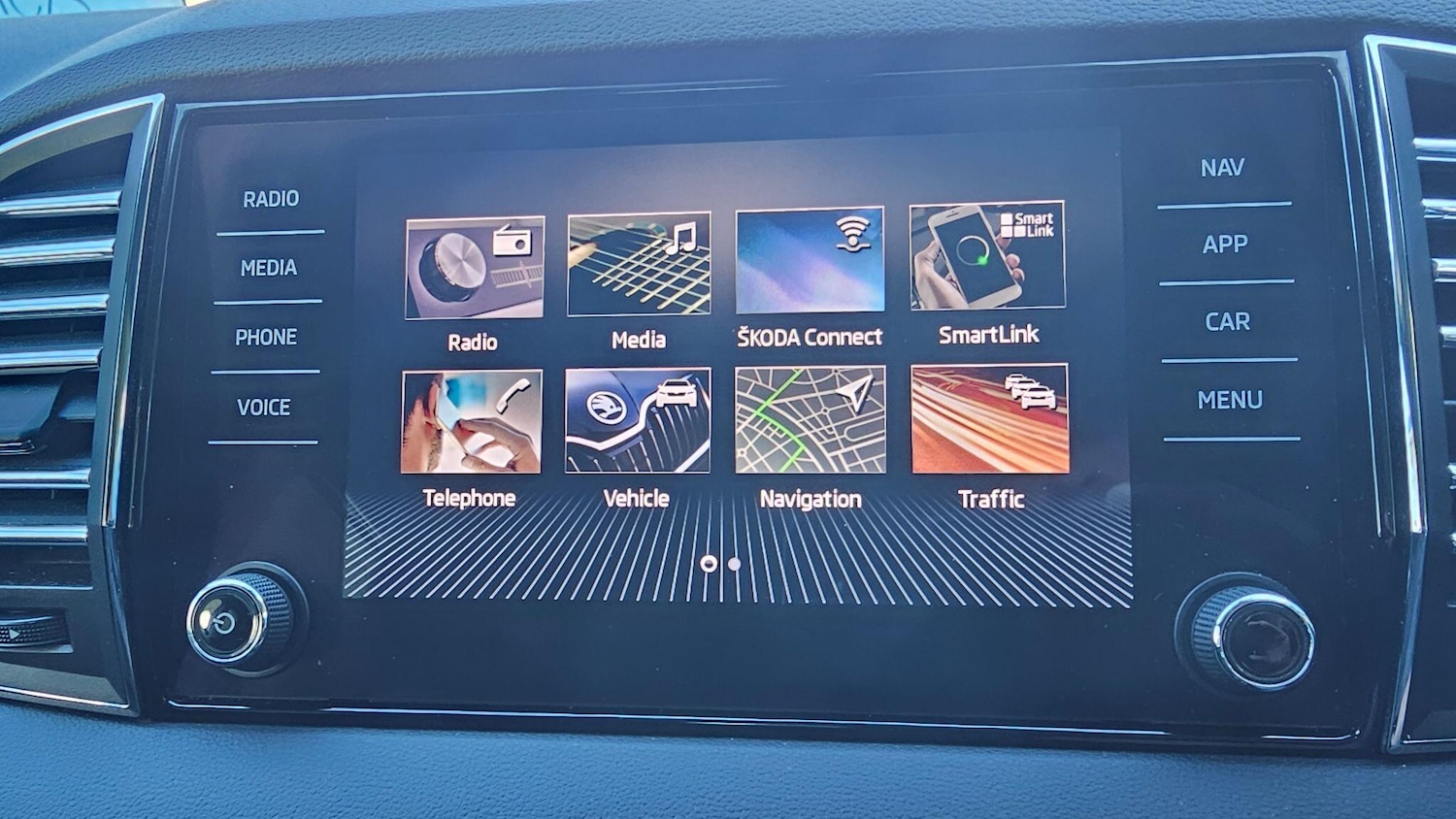 Used Skoda Karoq 2018 for sale - 77120463: Photo 65