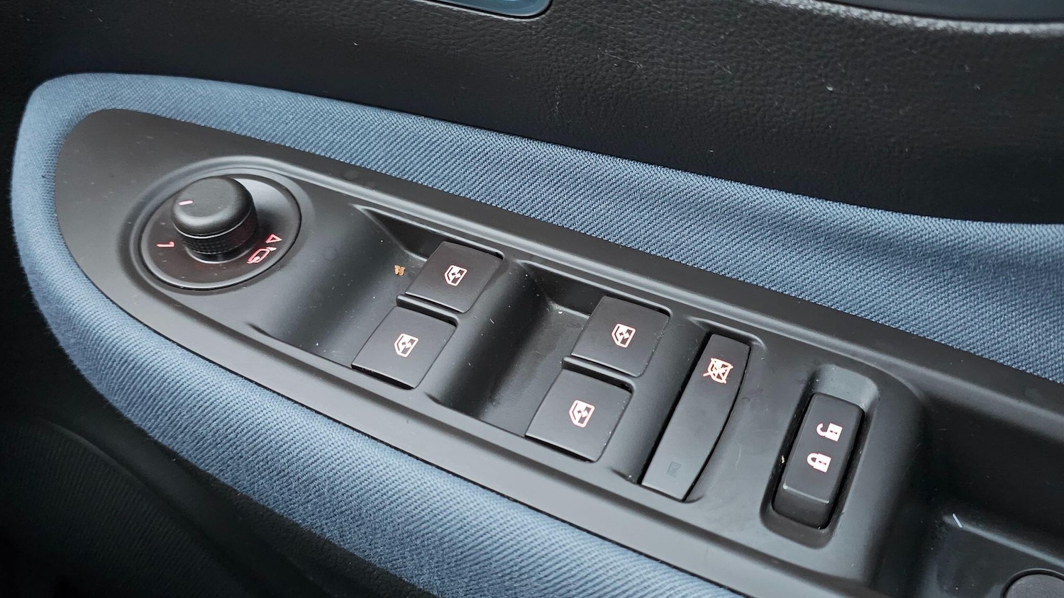 Used Vauxhall Mokka 2012 for sale - 77230481: Photo 26