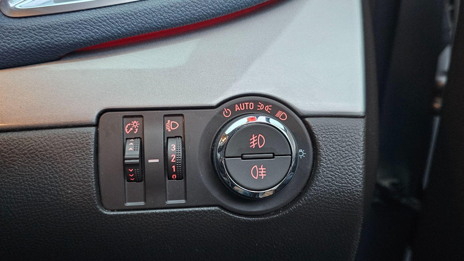 Used Vauxhall Mokka 2012 for sale - 77230481: Photo 29