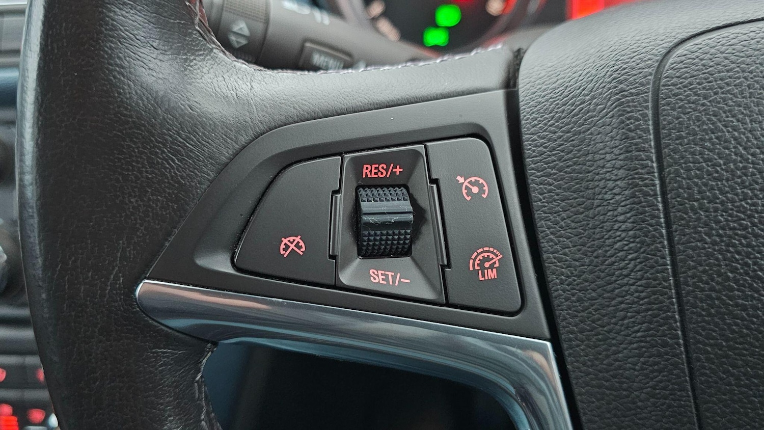 Used Vauxhall Mokka 2012 for sale - 77230481: Photo 33