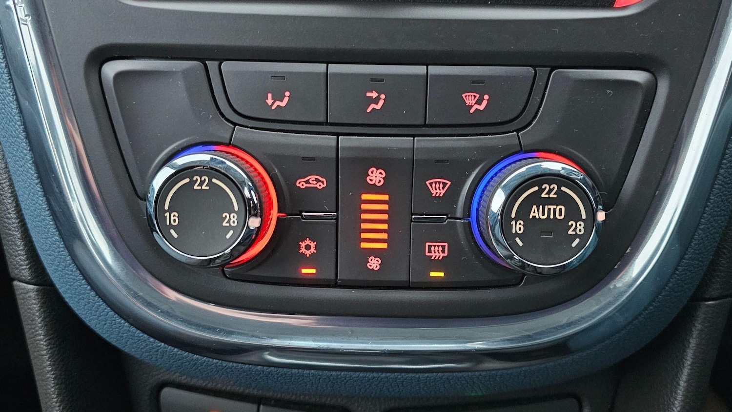 Used Vauxhall Mokka 2012 for sale - 77230481: Photo 35