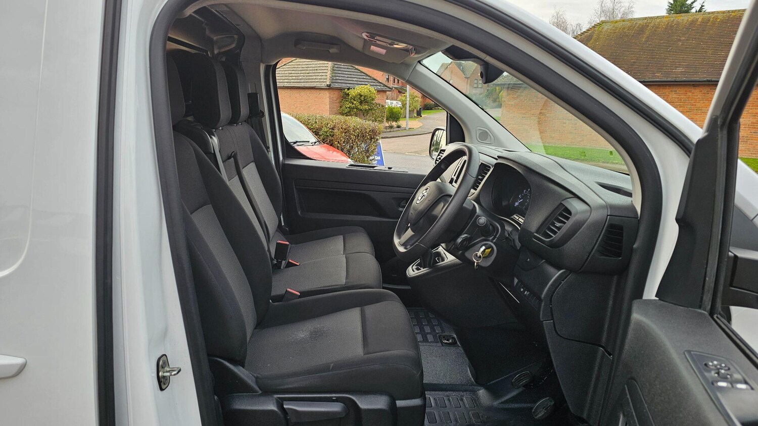 Used Vauxhall Vivaro 2023 for sale - 77123962: Photo 17