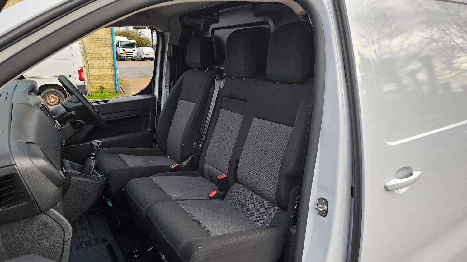 Used Vauxhall Vivaro 2023 for sale - 77123962: Photo 19