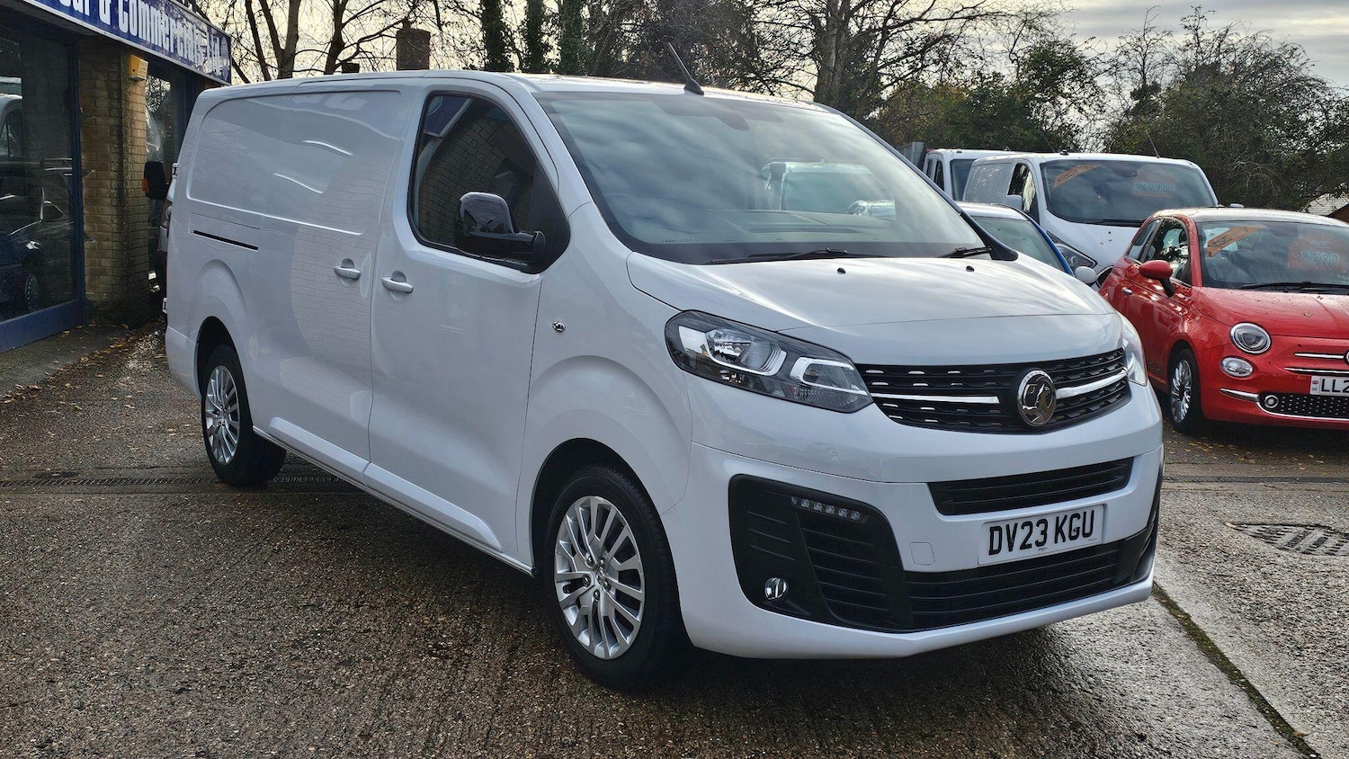 Used Vauxhall Vivaro 2023 for sale - 77123962: Photo 2