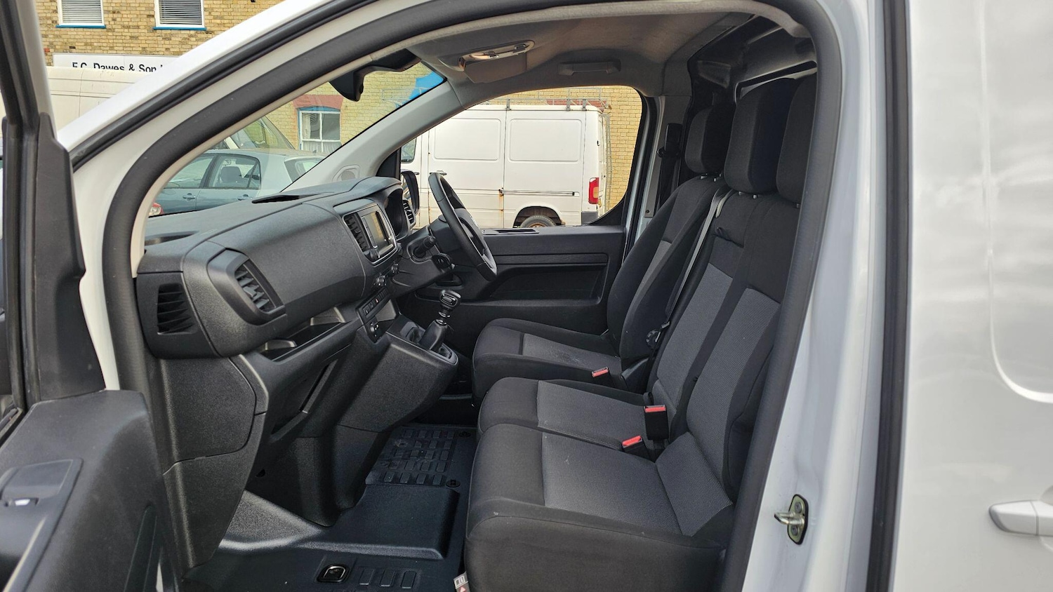 Used Vauxhall Vivaro 2023 for sale - 77123962: Photo 20