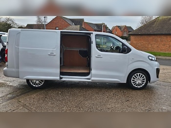 Used Vauxhall Vivaro 2023 for sale - 77123962: Photo
