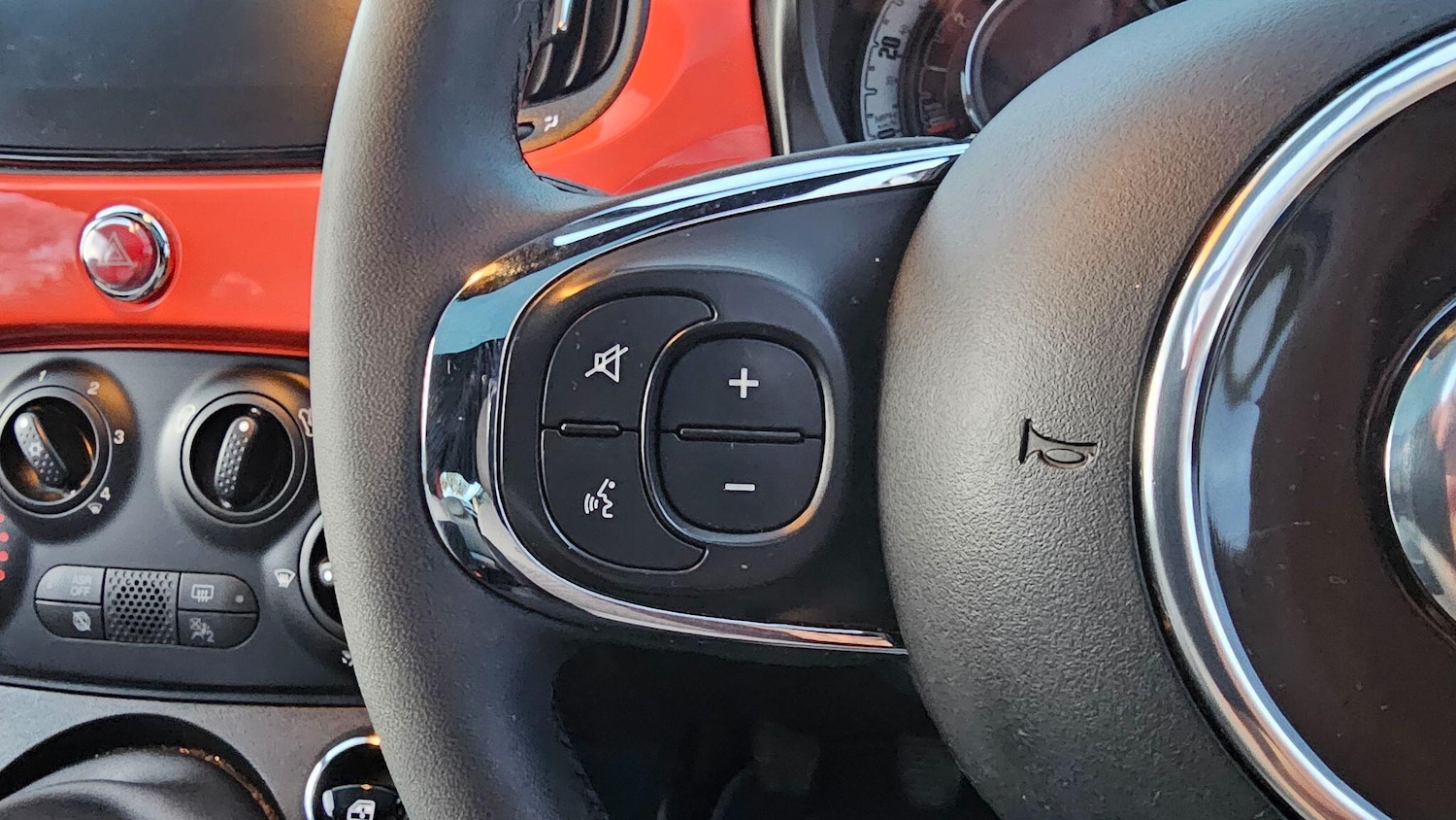 Used Fiat 500 2022 for sale - 77120558: Photo 34