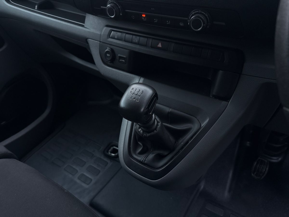 Used Vauxhall Vivaro 2023 for sale - 76874951: Photo 14