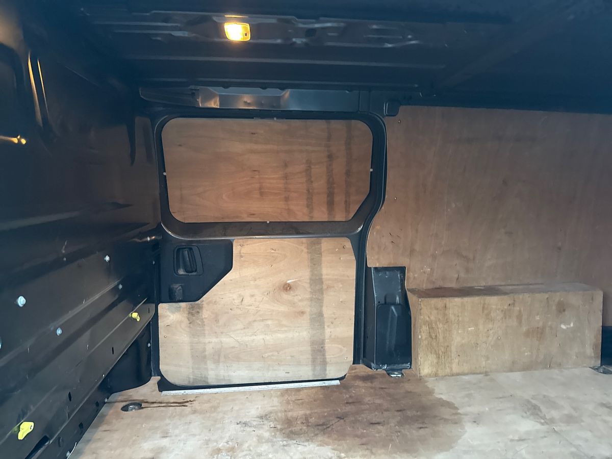 Used Vauxhall Vivaro 2023 for sale - 76874951: Photo 29