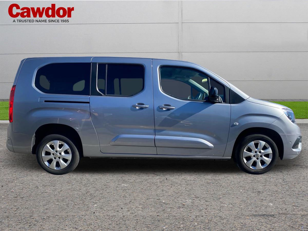 Used Vauxhall Combo Life 2021 for sale - 76229358: Photo 2