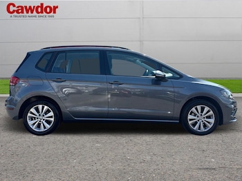 Used Volkswagen Golf SV 2018 for sale - 75569676: Photo