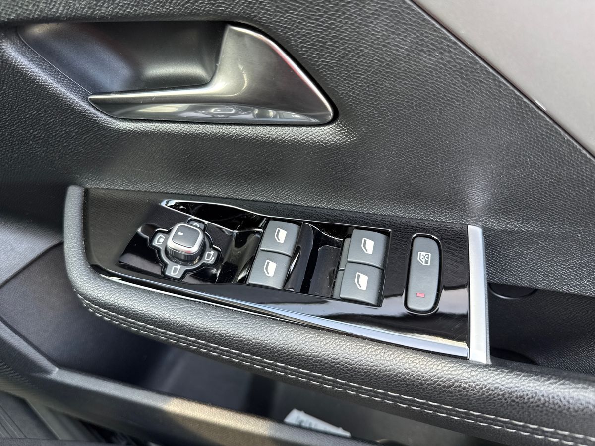 Used Vauxhall Astra 2024 for sale - 76868788: Photo 16