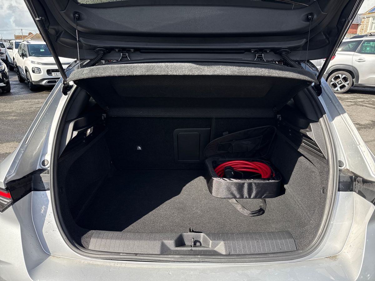 Used Vauxhall Astra 2024 for sale - 76868788: Photo 24